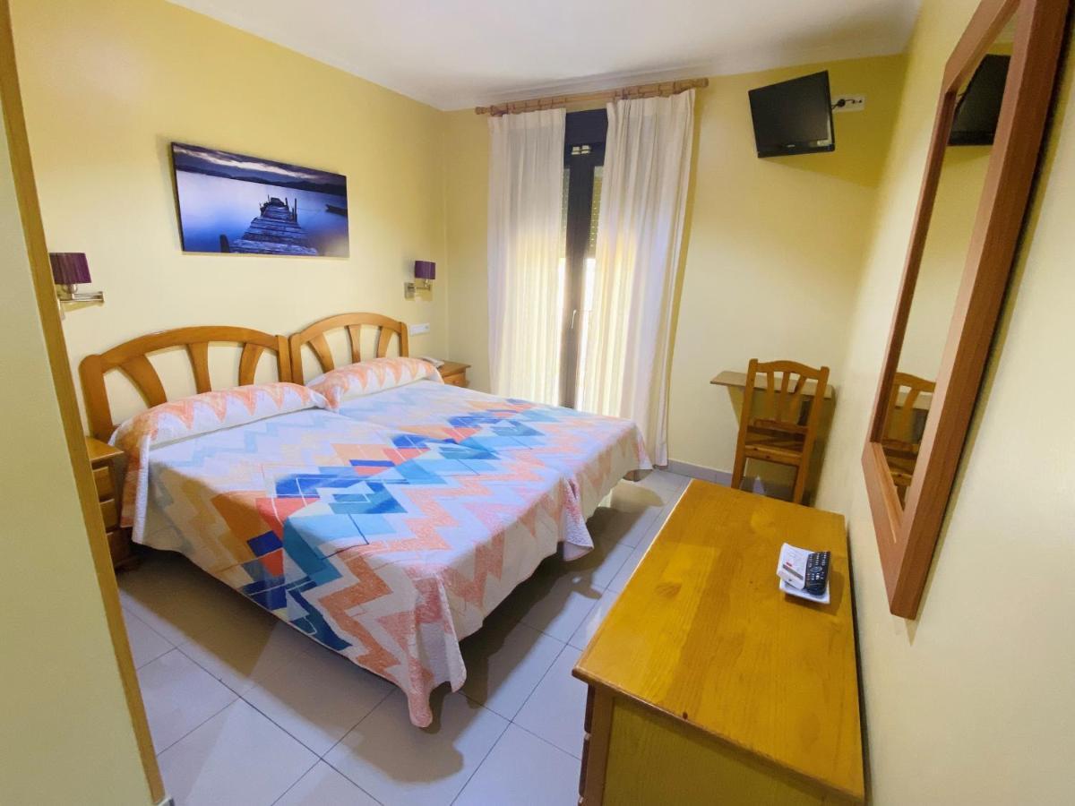 Hostal L'Anfora Denia Exterior foto